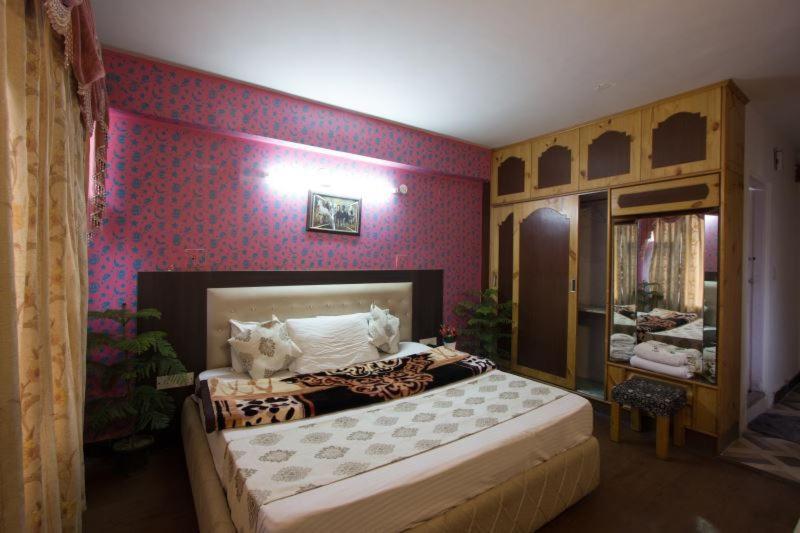 Utsav Hotel Manali  Luaran gambar